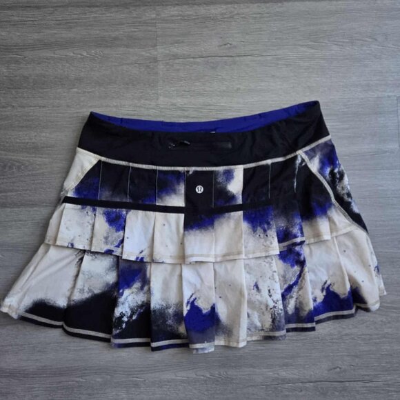 Lululemon Run: Pace Setter Skirt SZ 10 Milky Way Multi Print - Picture 3 of 8